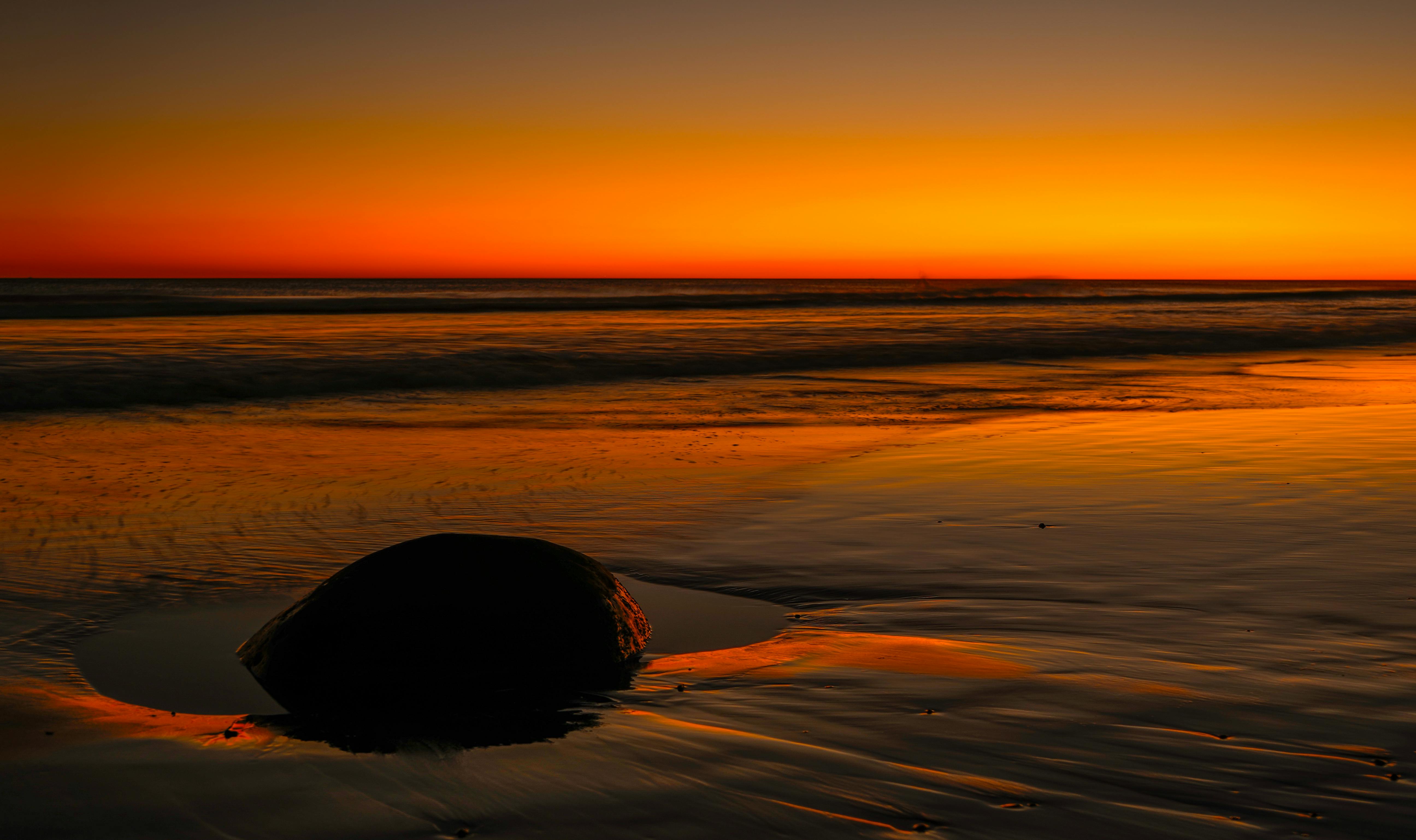 Zachód słońca nad morzem w Sarbinowie
